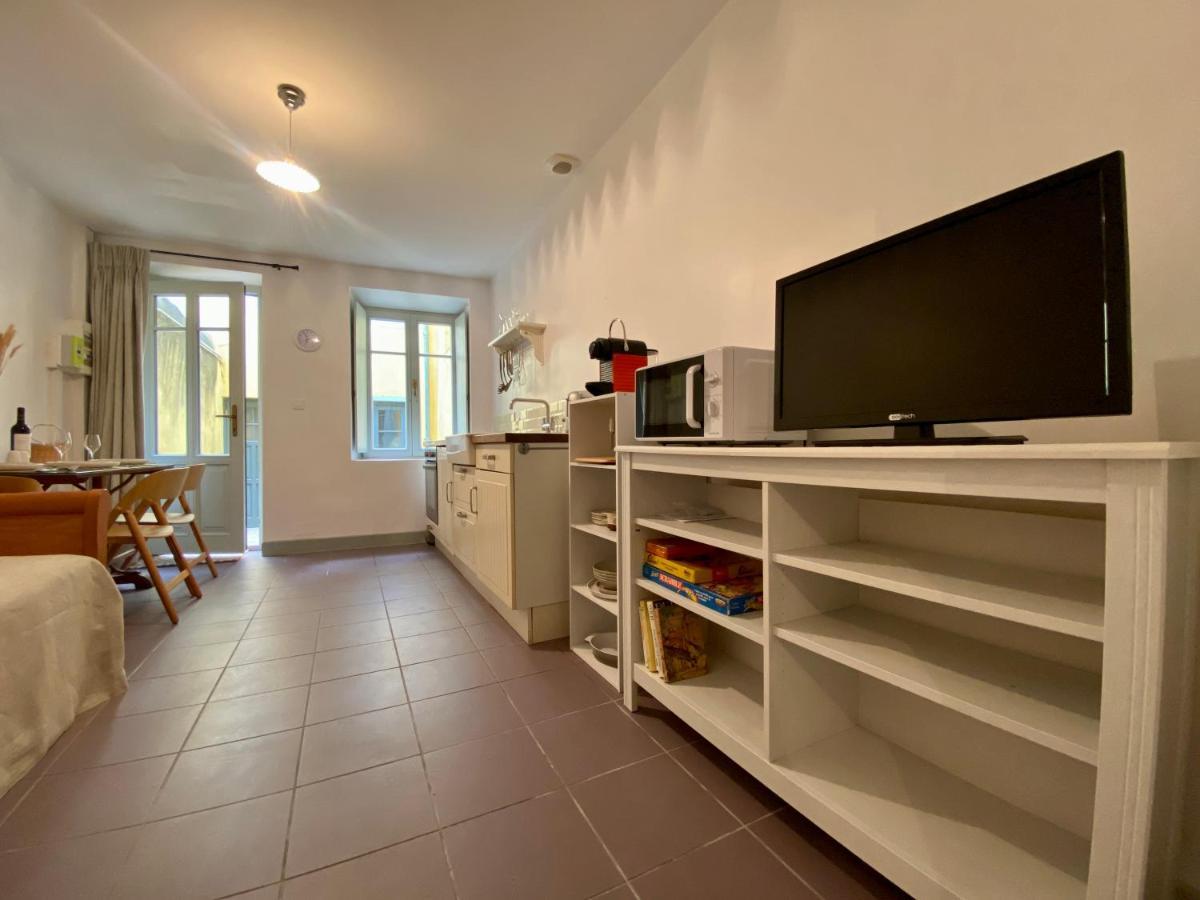 Casa Poliglota - 100M De La Cite Medievale Carcassonne Zewnętrze zdjęcie